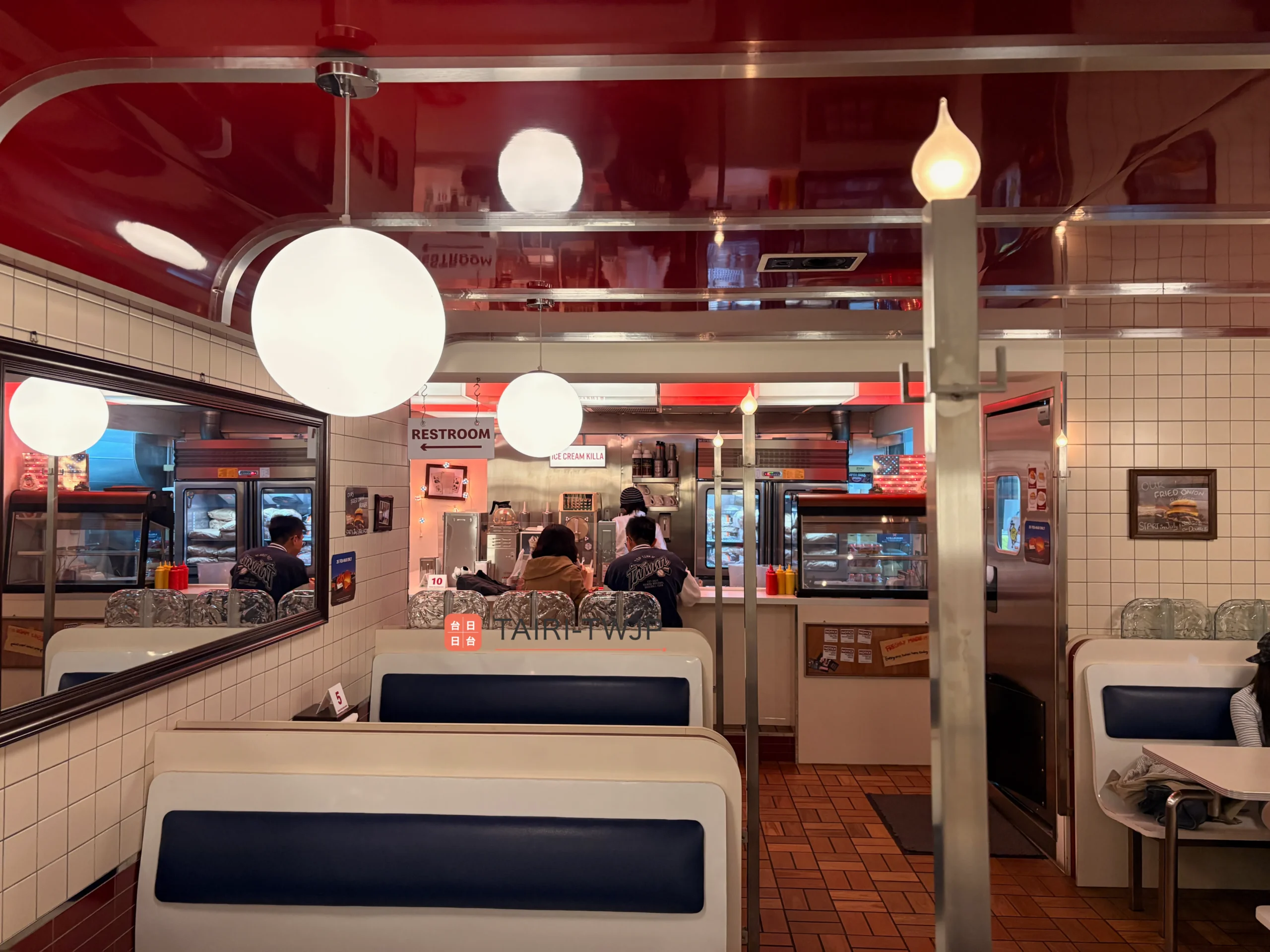 Everywhere Burger Club 漢堡俱樂部の店内