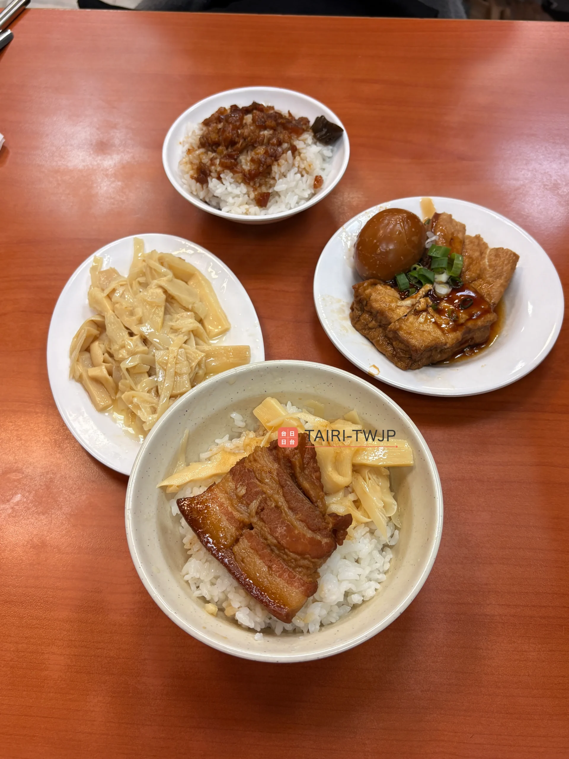 黄記滷肉飯-料理全体図