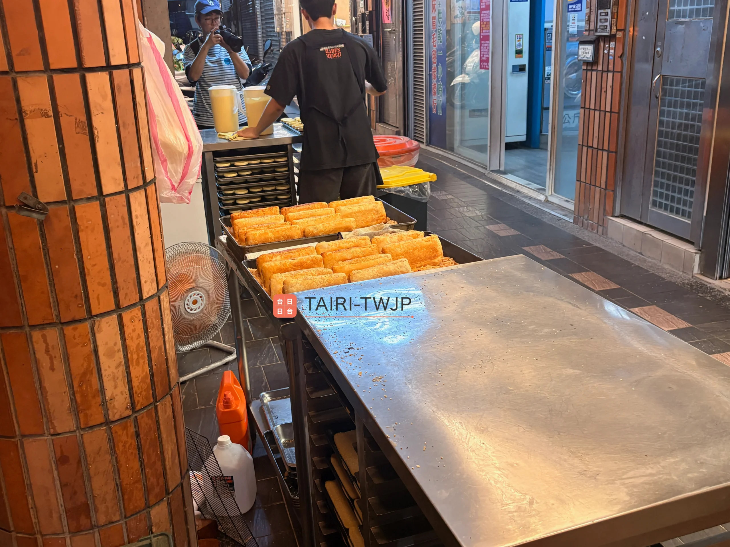 曾家豆漿-山盛り燒餅