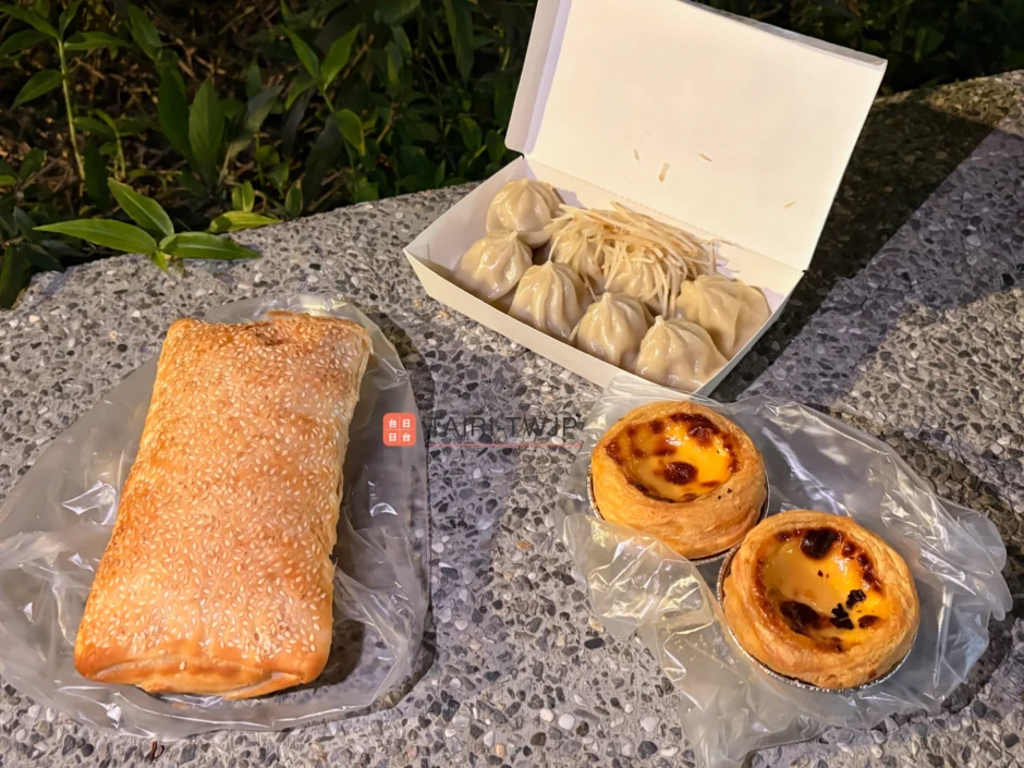 曾家豆漿-料理全体-燒餅-小籠包-蛋塔