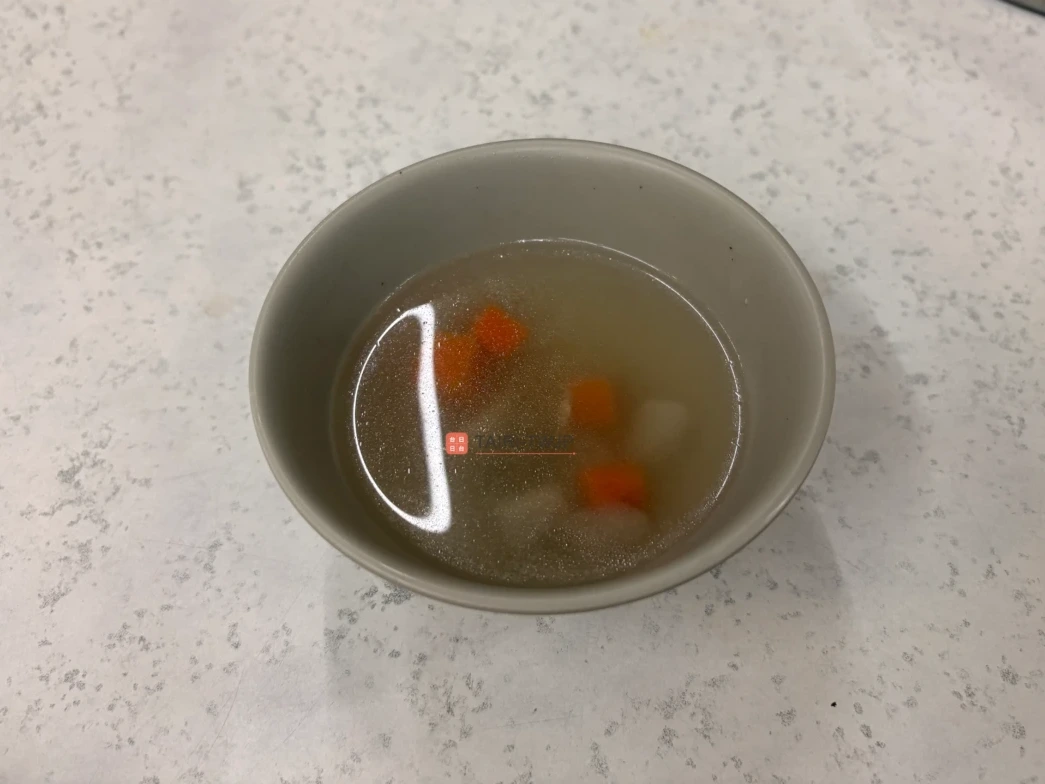 香港鴻圖燒臘のスープ