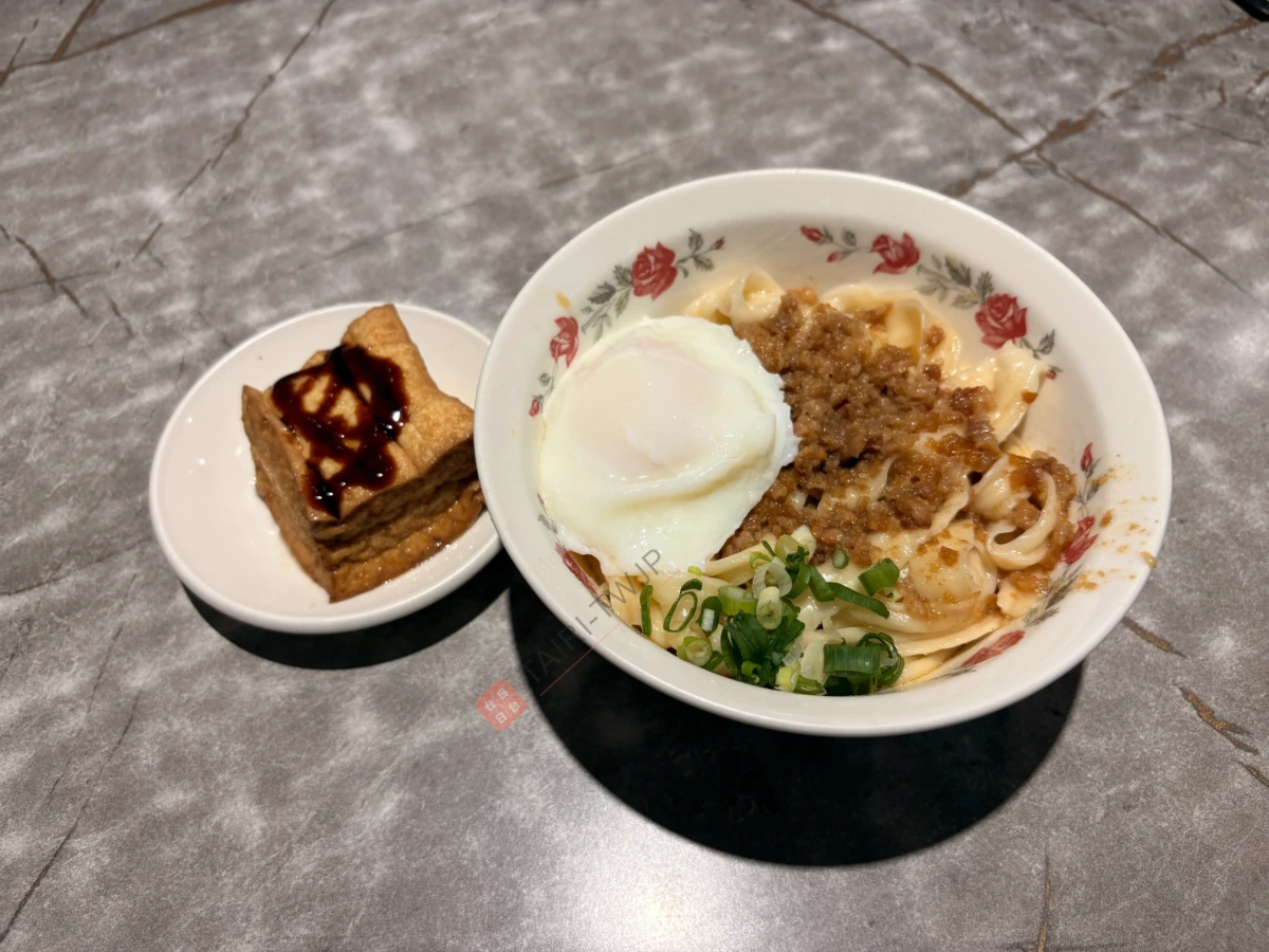 永富魚丸店の料理全体図