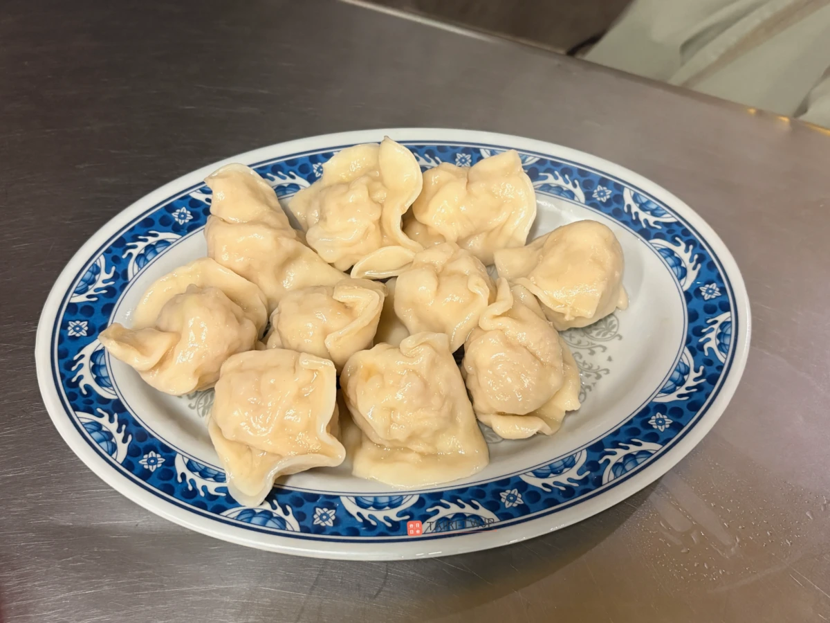 珍珍水餃の水餃子（水餃）1個8元